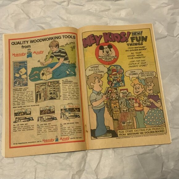 VINTAGE DAFFY DUCK COMICS - LOT OF 2 - 1977 - Picture 6 of 6